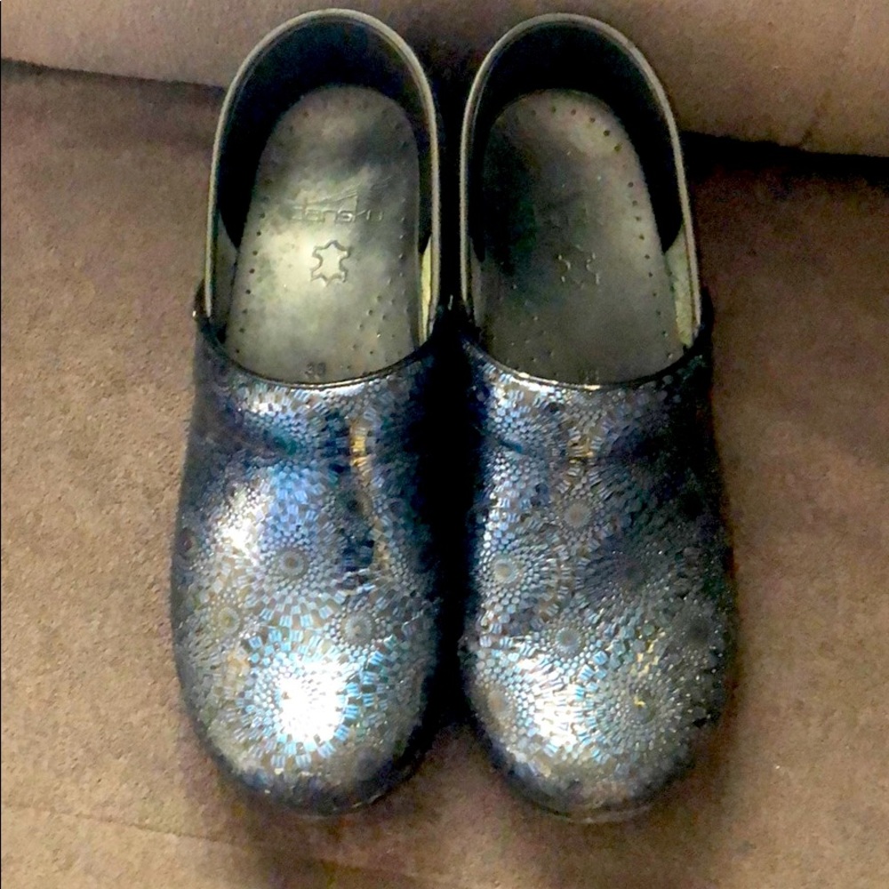 Danskos size 38 navy blue and black